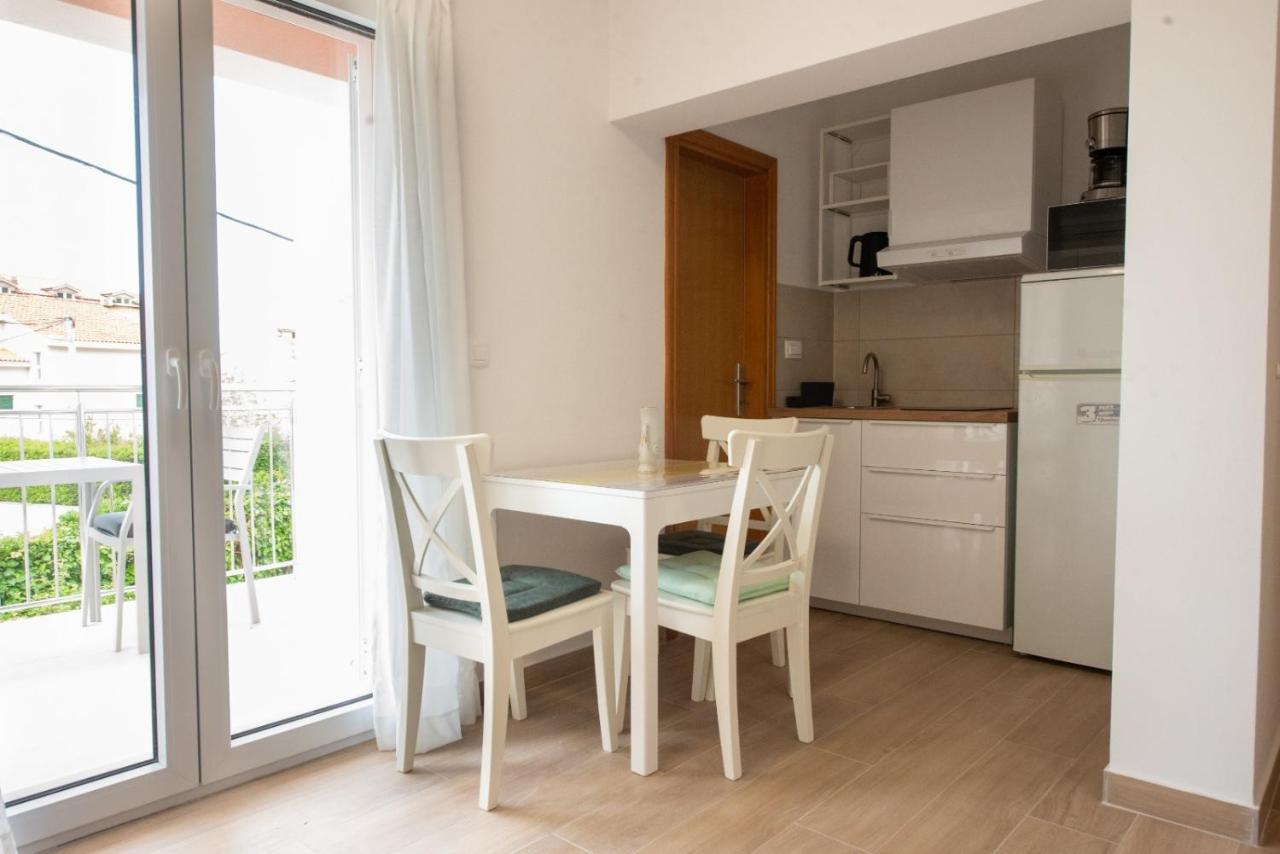 Charming Apartments Duce Omiš Eksteriør billede