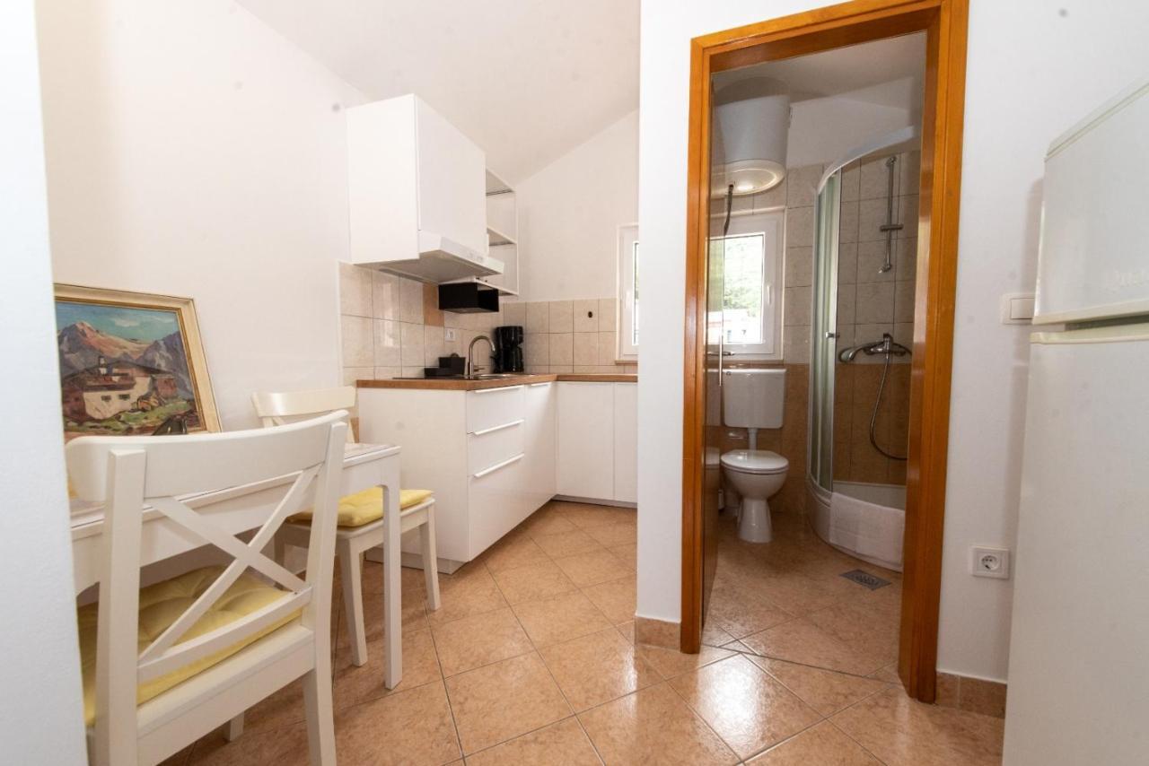 Charming Apartments Duce Omiš Eksteriør billede